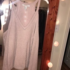 Knit no shoulder v neck sweater soft pink ✨